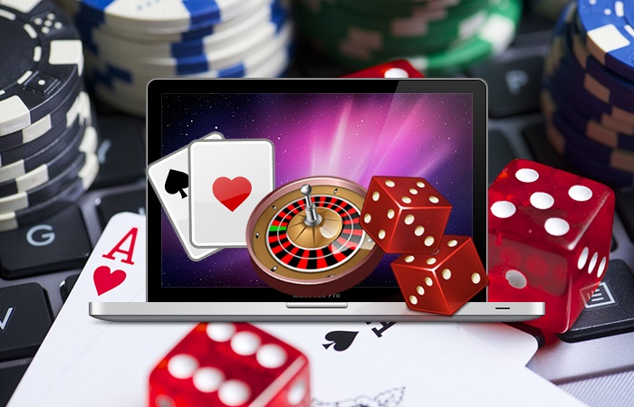 Online Blackjack Verses Land Based Casinos